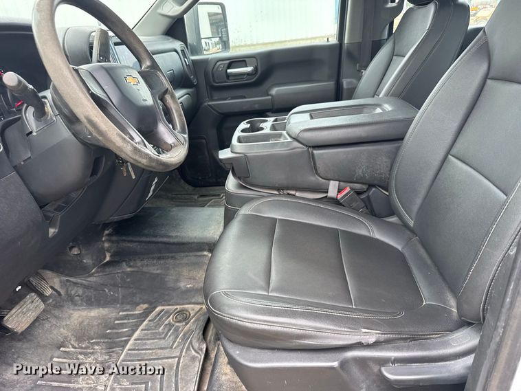 image for item DY3161 2021 Chevrolet Silverado 2500HD Crew Cab utility bed pickup truck