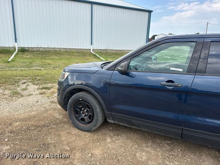 image for item DY3163 2017 Ford Explorer Police SUV