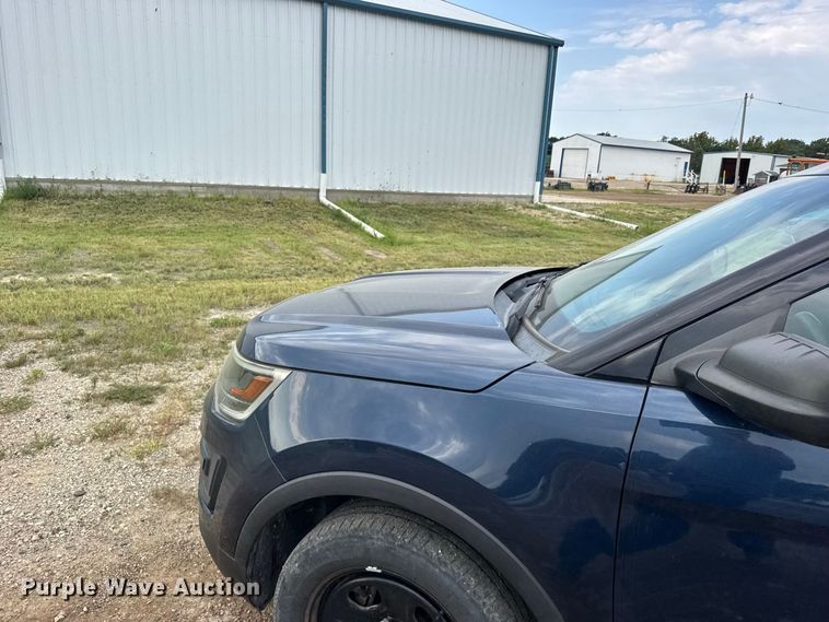 image for item DY3163 2017 Ford Explorer Police SUV