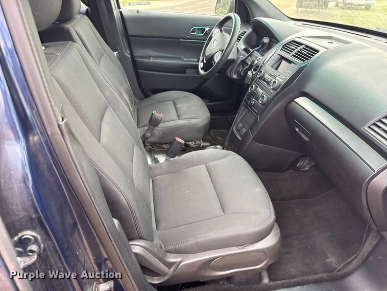 image for item DY3163 2017 Ford Explorer Police SUV