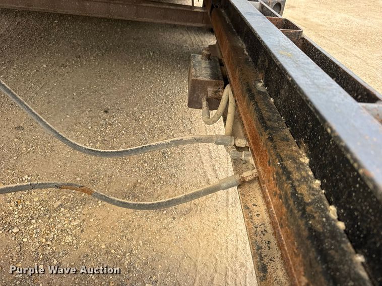 image for item DY3165 2019 Pj Trailers Company tilt deck equipment trailer