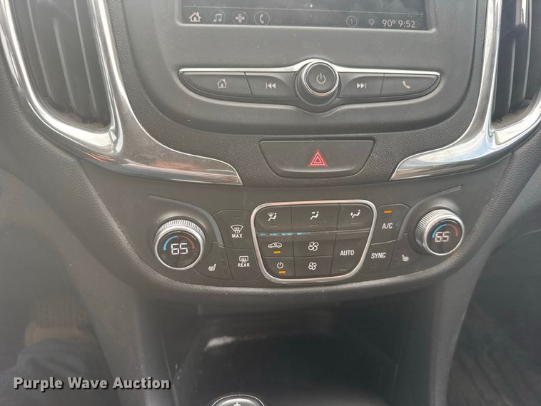 image for item DY3167 2019 Chevrolet Equinox LT SUV