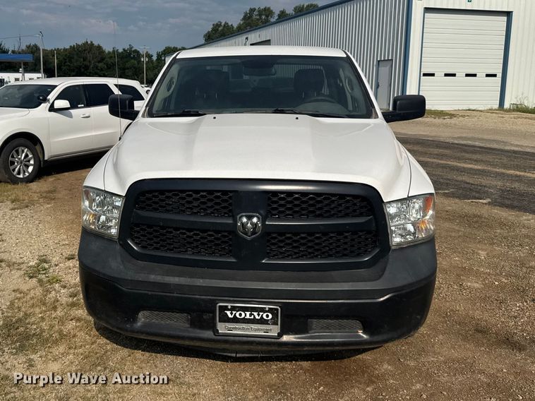 image for item DY3168 2019 RAM 1500 Crew Cab pickup truck