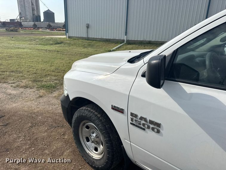 image for item DY3168 2019 RAM 1500 Crew Cab pickup truck