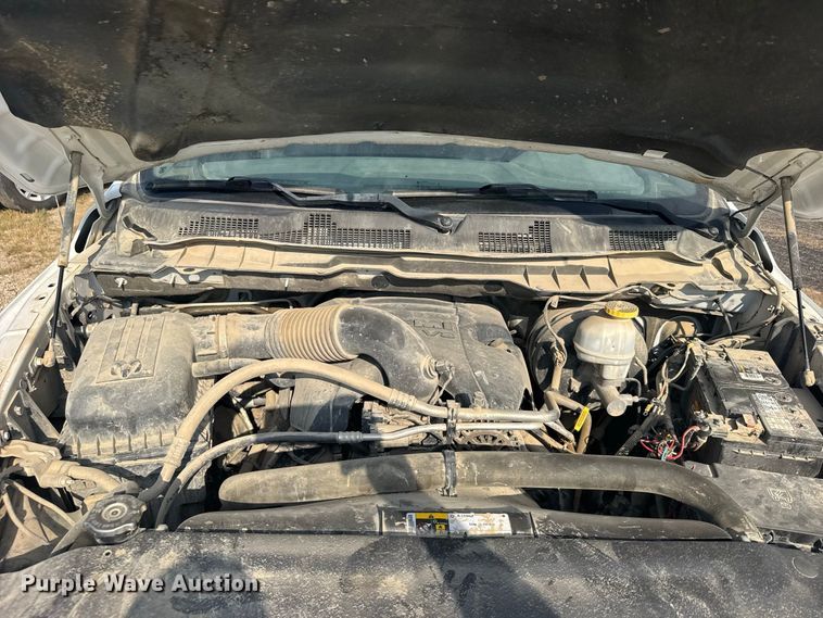 image for item DY3168 2019 RAM 1500 Crew Cab pickup truck
