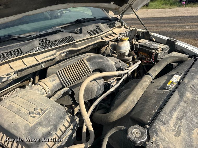 image for item DY3168 2019 RAM 1500 Crew Cab pickup truck