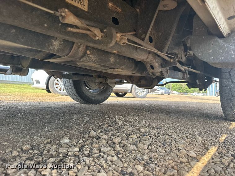 image for item DY3168 2019 RAM 1500 Crew Cab pickup truck