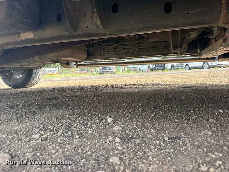 image for item DY3168 2019 RAM 1500 Crew Cab pickup truck