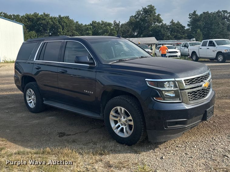 image for item DY3169 2017 Chevrolet Tahoe LT SUV