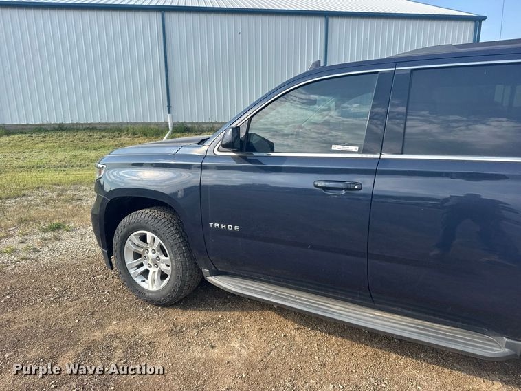 image for item DY3169 2017 Chevrolet Tahoe LT SUV