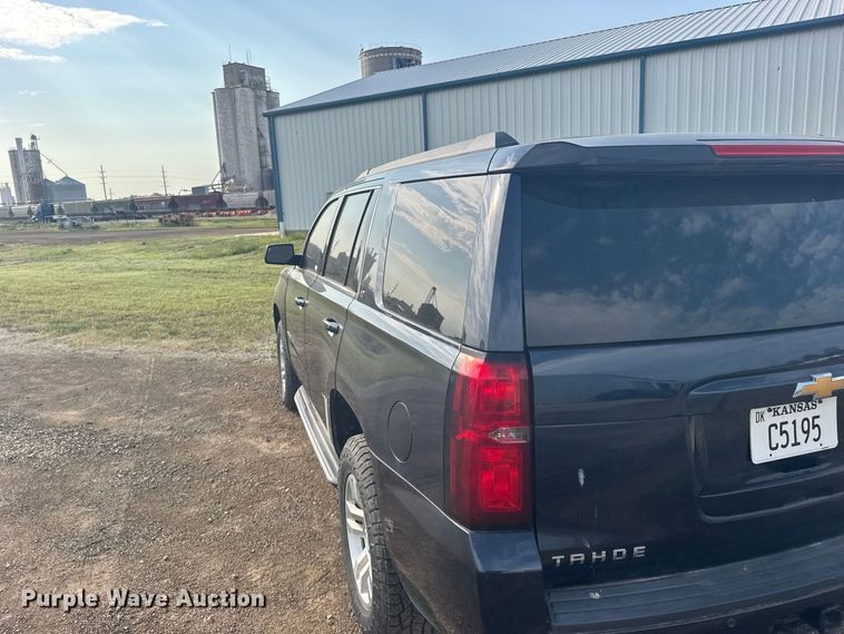 image for item DY3169 2017 Chevrolet Tahoe LT SUV
