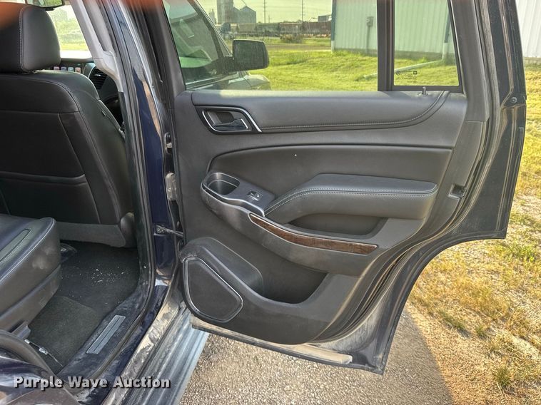 image for item DY3169 2017 Chevrolet Tahoe LT SUV