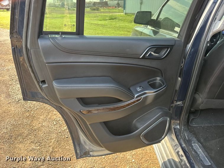 image for item DY3169 2017 Chevrolet Tahoe LT SUV