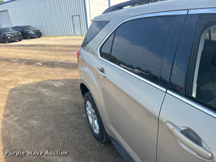 image for item DY3170 2011 Chevrolet Equinox 1LT SUV