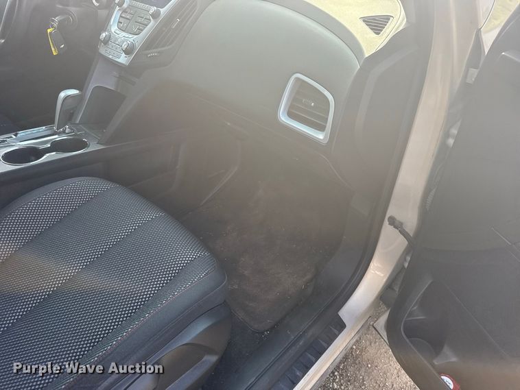 image for item DY3170 2011 Chevrolet Equinox 1LT SUV