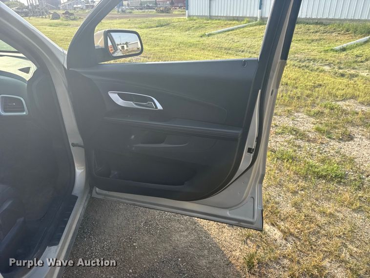 image for item DY3170 2011 Chevrolet Equinox 1LT SUV