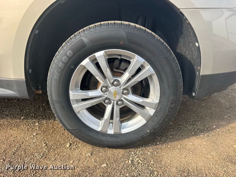 image for item DY3170 2011 Chevrolet Equinox 1LT SUV