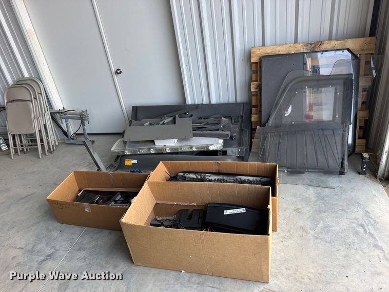 image for item DY3171 Emergency service equipment