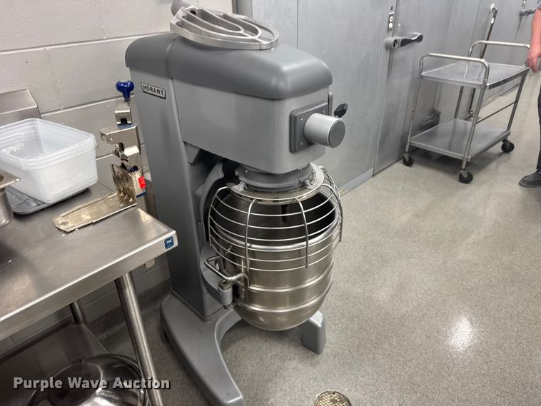 image for item DY3172 Hobart HL400 commercial mixer