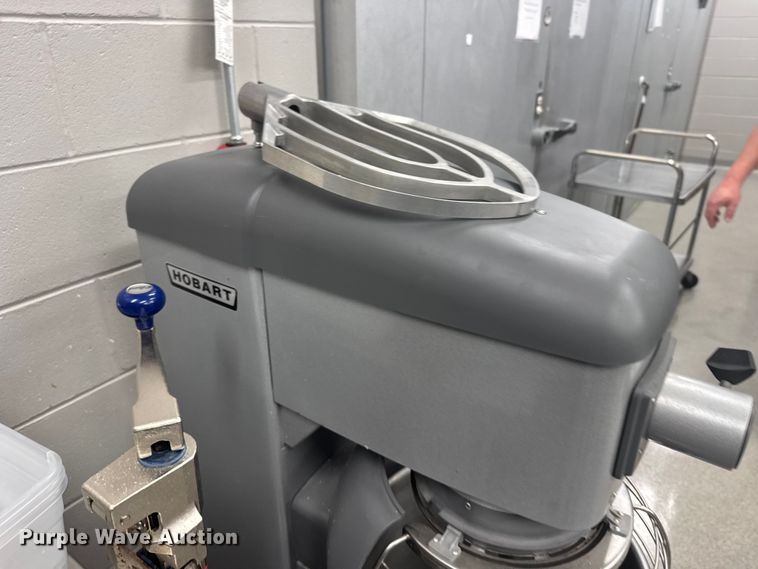 image for item DY3172 Hobart HL400 commercial mixer