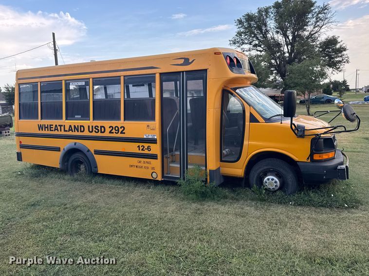 image for item DY3175 2012 Chevrolet Express G4500 school bus