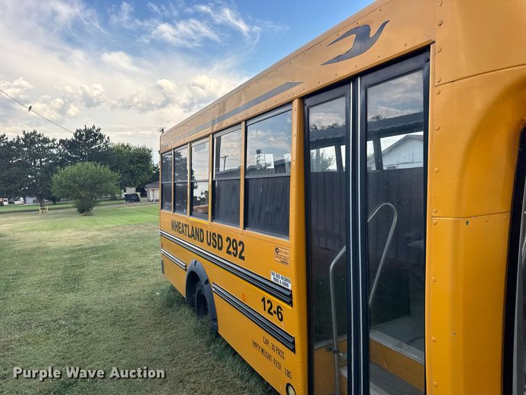 image for item DY3175 2012 Chevrolet Express G4500 school bus