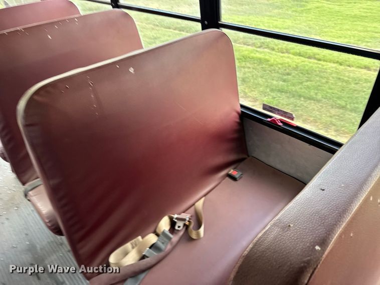 image for item DY3175 2012 Chevrolet Express G4500 school bus