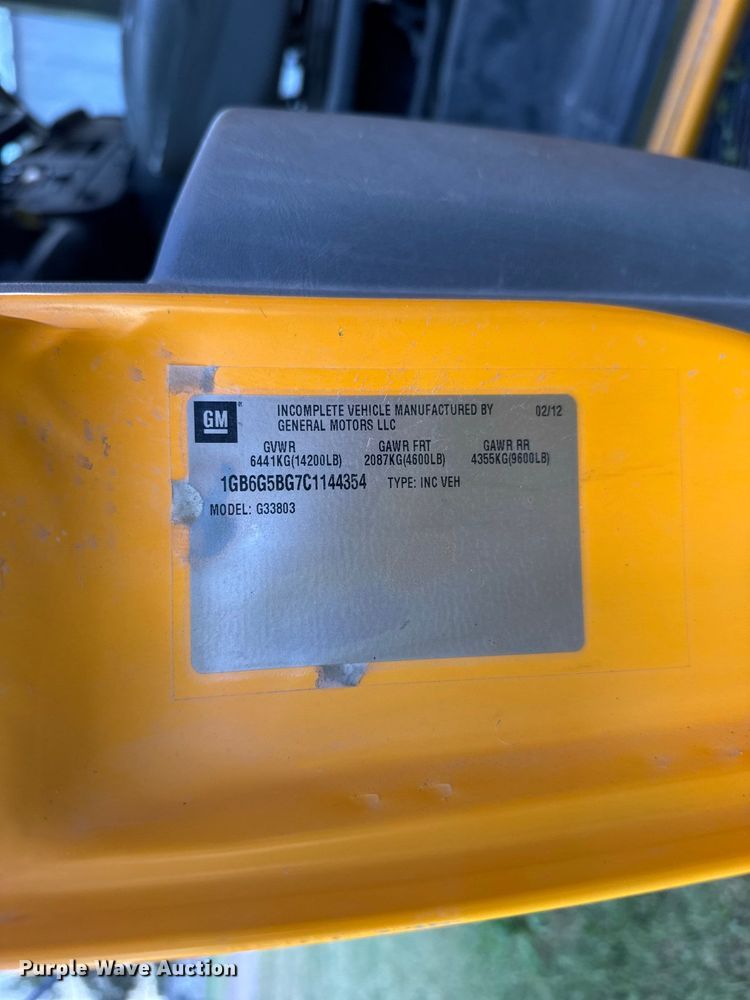 image for item DY3175 2012 Chevrolet Express G4500 school bus