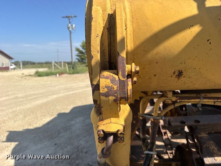 image for item DY3181 1981 Caterpillar 613B elevating scraper