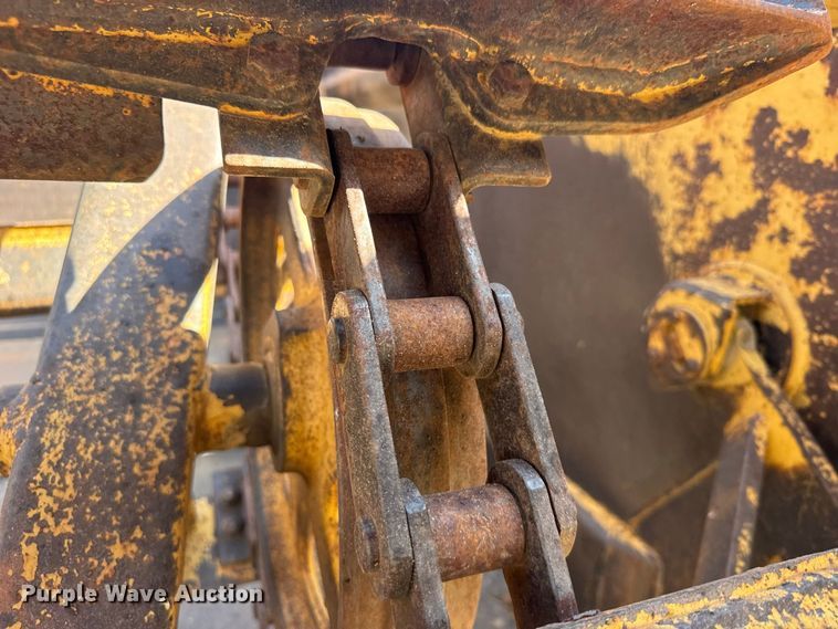 image for item DY3181 1981 Caterpillar 613B elevating scraper