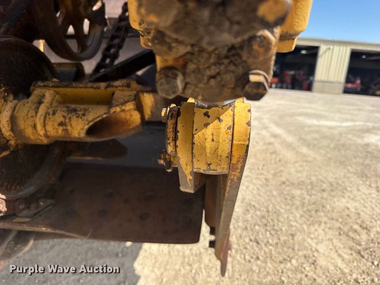 image for item DY3181 1981 Caterpillar 613B elevating scraper