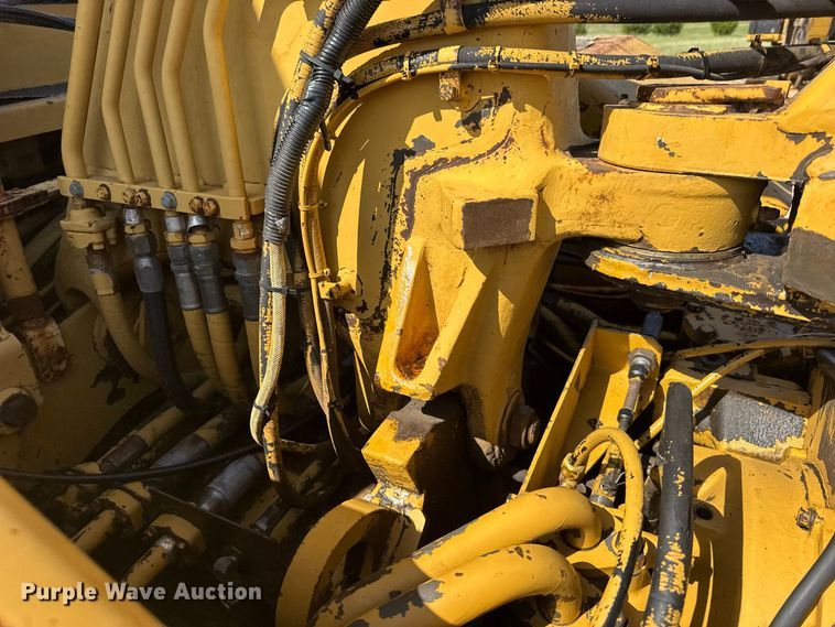 image for item DY3181 1981 Caterpillar 613B elevating scraper