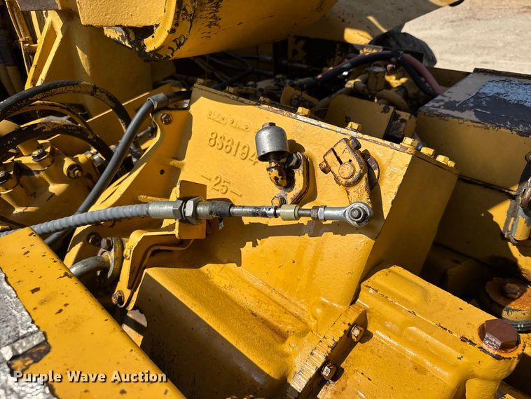 image for item DY3181 1981 Caterpillar 613B elevating scraper