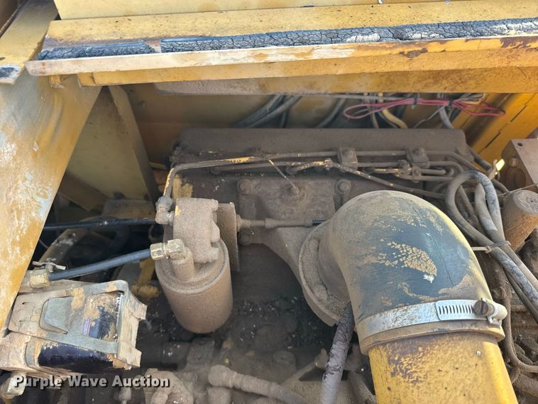 image for item DY3181 1981 Caterpillar 613B elevating scraper