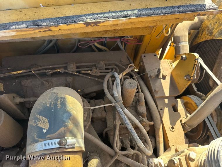 image for item DY3181 1981 Caterpillar 613B elevating scraper