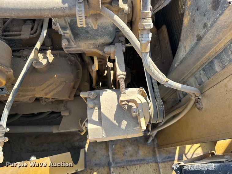 image for item DY3181 1981 Caterpillar 613B elevating scraper