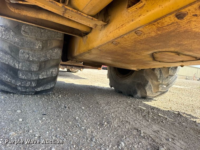 image for item DY3181 1981 Caterpillar 613B elevating scraper