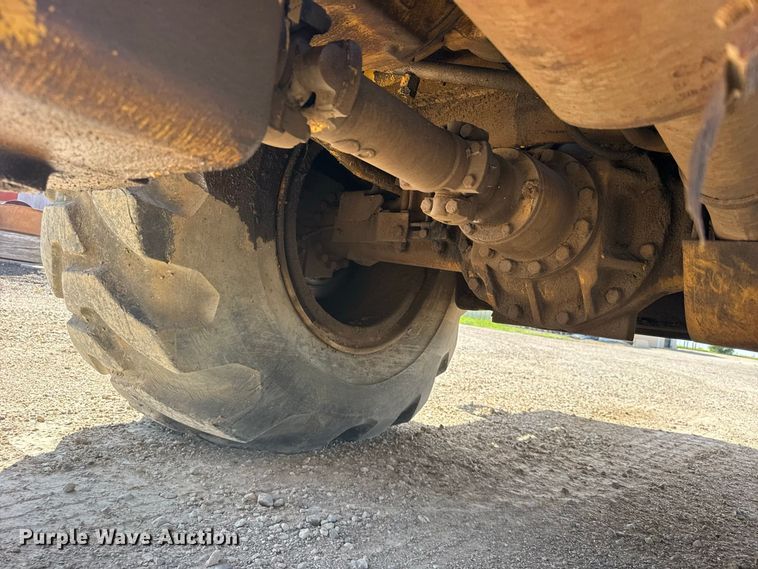 image for item DY3181 1981 Caterpillar 613B elevating scraper