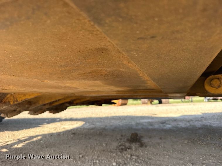 image for item DY3181 1981 Caterpillar 613B elevating scraper