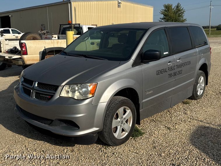 2013 Dodge Grand Caravan van