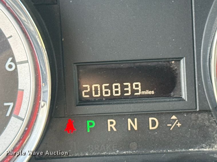 image for item DY3182 2013 Dodge Grand Caravan van