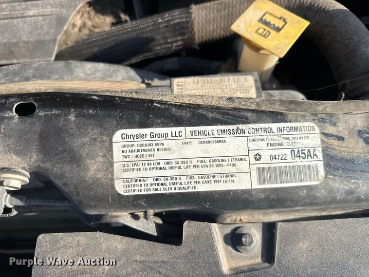 image for item DY3182 2013 Dodge Grand Caravan van