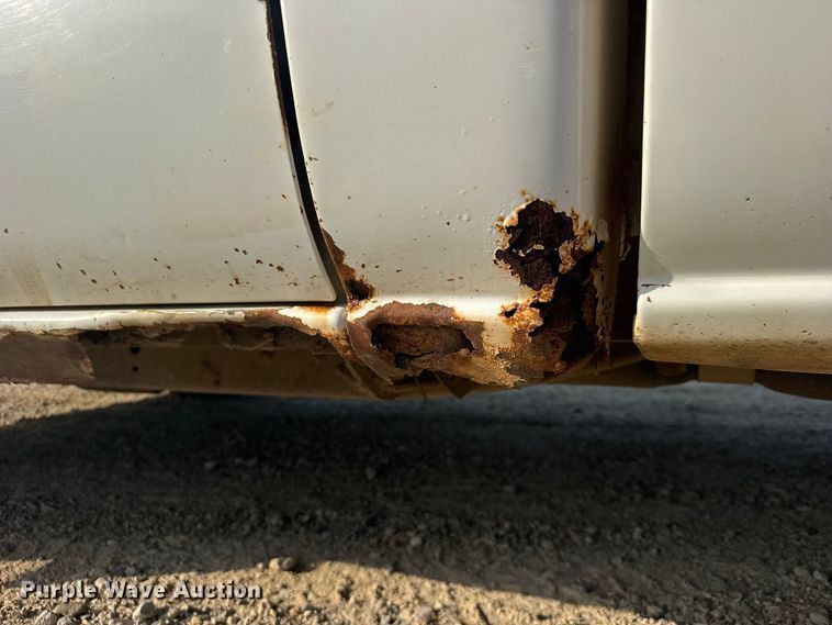 image for item DY3183 2006 Chevrolet Silverado 1500 pickup truck