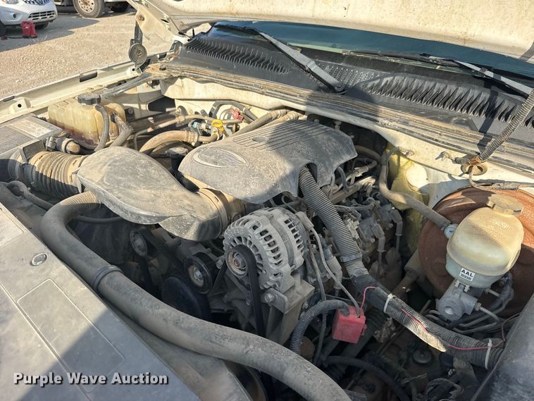 image for item DY3183 2006 Chevrolet Silverado 1500 pickup truck