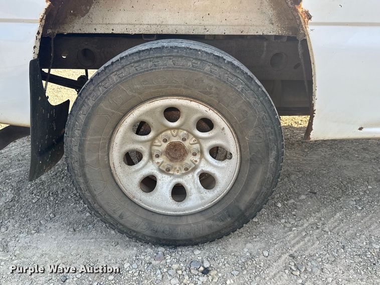 image for item DY3183 2006 Chevrolet Silverado 1500 pickup truck