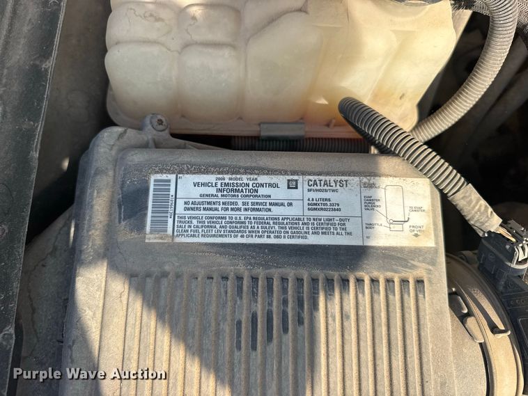 image for item DY3185 2006 Chevrolet Silverado 1500 pickup truck