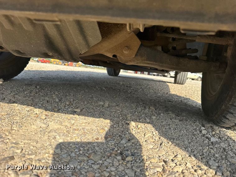 image for item DY3185 2006 Chevrolet Silverado 1500 pickup truck