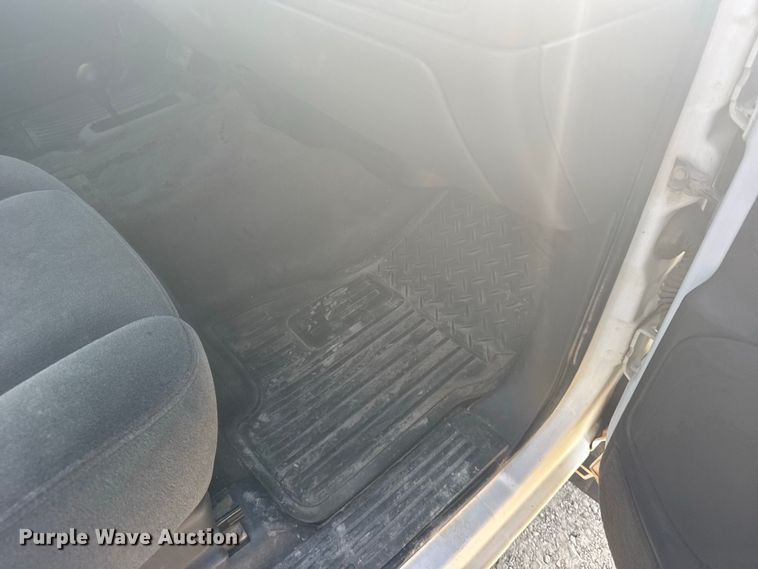 image for item DY3186 2005 Chevrolet Silverado 1500 Ext. Cab pickup truck