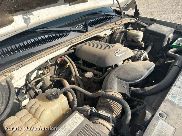 image for item DY3186 2005 Chevrolet Silverado 1500 Ext. Cab pickup truck