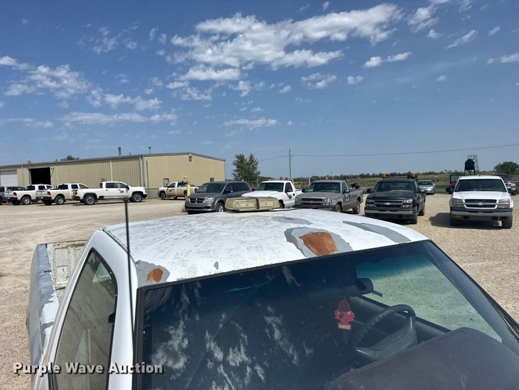 image for item DY3187 1995 Chevrolet C1500 pickup truck